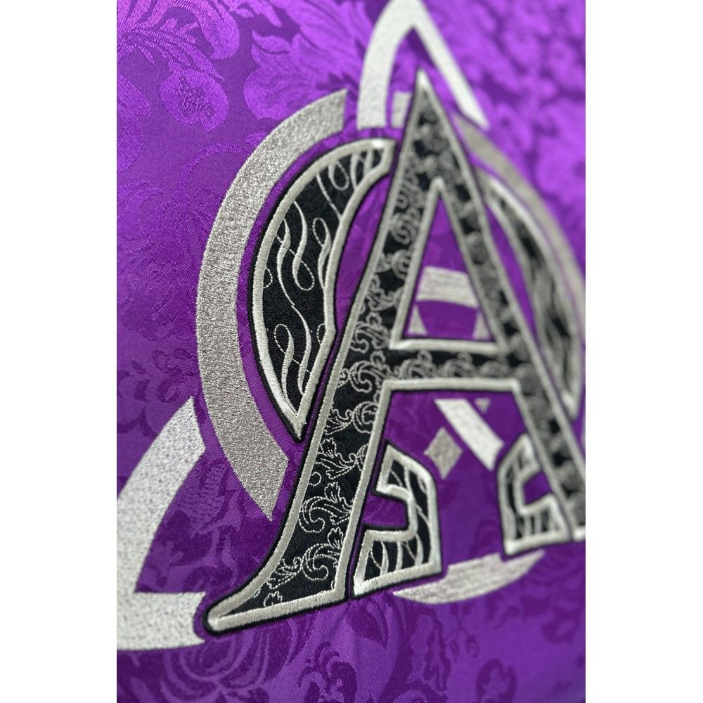 Chorągiew pogrzebowa Alfa i Omega, Krzyż- haftowana - CHORĄGWIE, SZTANDARY - zdjęcie 2 - Chorągiew pogrzebowa Alfa i Omega, Krzyż- haftowana