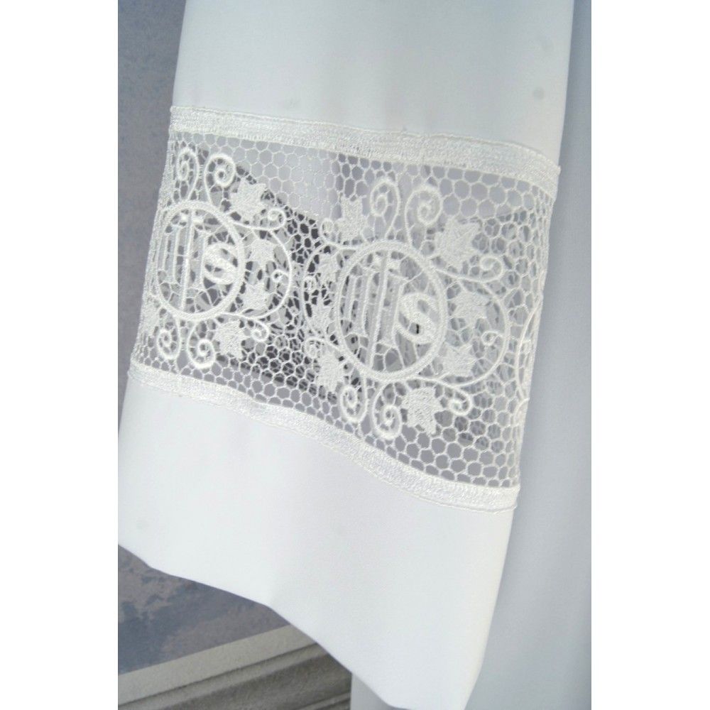 Alba kapłańska z gipiurą wzór IHS - KOMŻE I ALBY  KAPŁAŃSKIE - zdjęcie 3 - Alba kapłańska z gipiurą wzór IHS