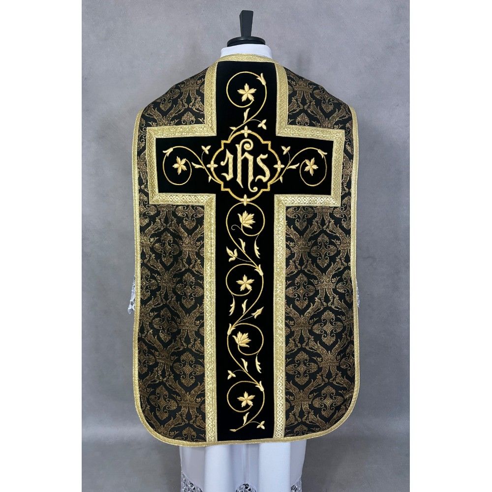 Ornat Rzymski z Manipularzem, Bursą i Welonem na kielich (8) - Ornaty rzymskie - zdjęcie 3 - Ornat Rzymski z Manipularzem, Bursą i Welonem na kielich (8)