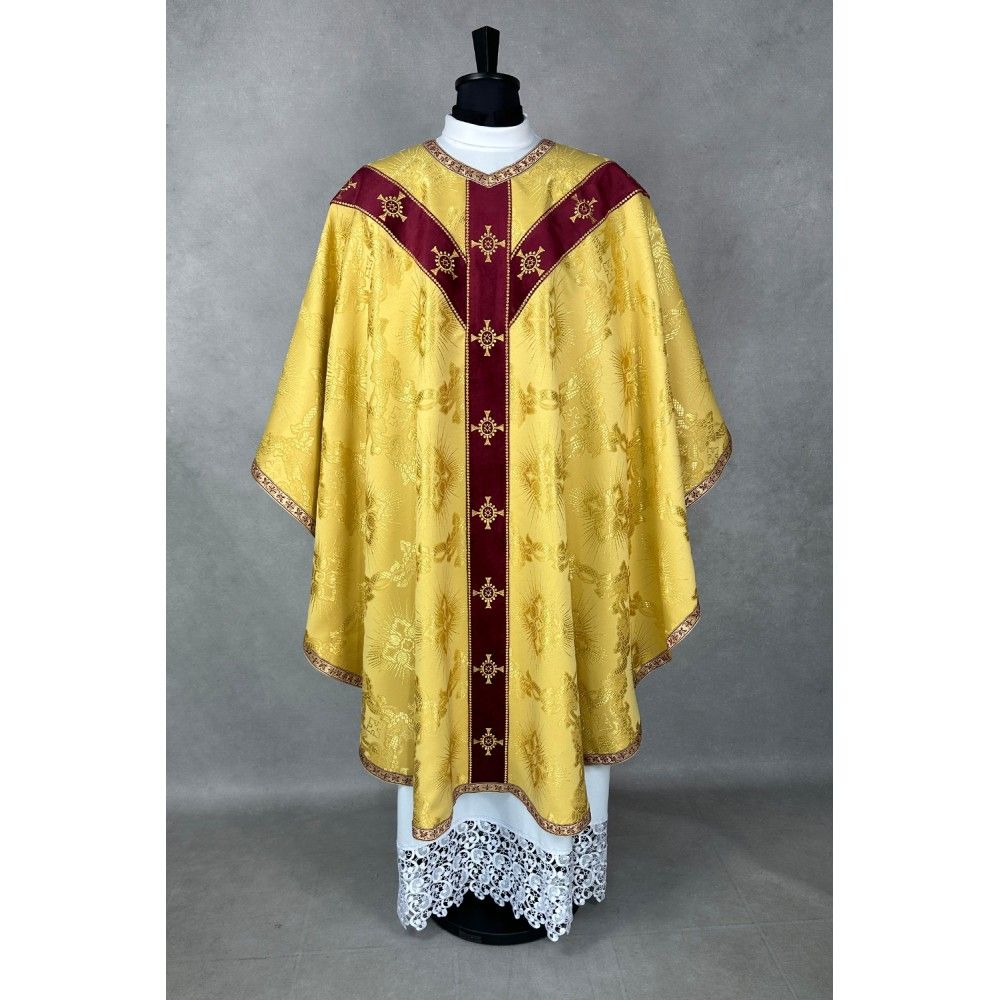 Ornat semi gotycki haftowany z motywem monstrancji (1K) - ASORTYMENT NA BOŻE CIAŁO - zdjęcie 2 - Ornat semi gotycki haftowany z motywem monstrancji (1K)