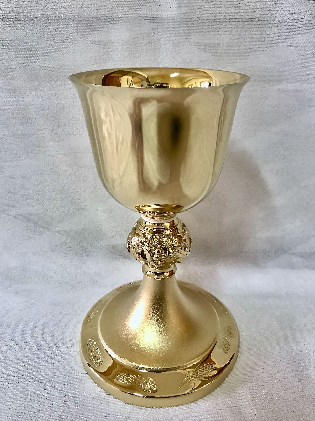 Kielich mszalny, pozłacany, winogrona - 20 cm (39D) - KIELICHY MSZALNE - Nowość