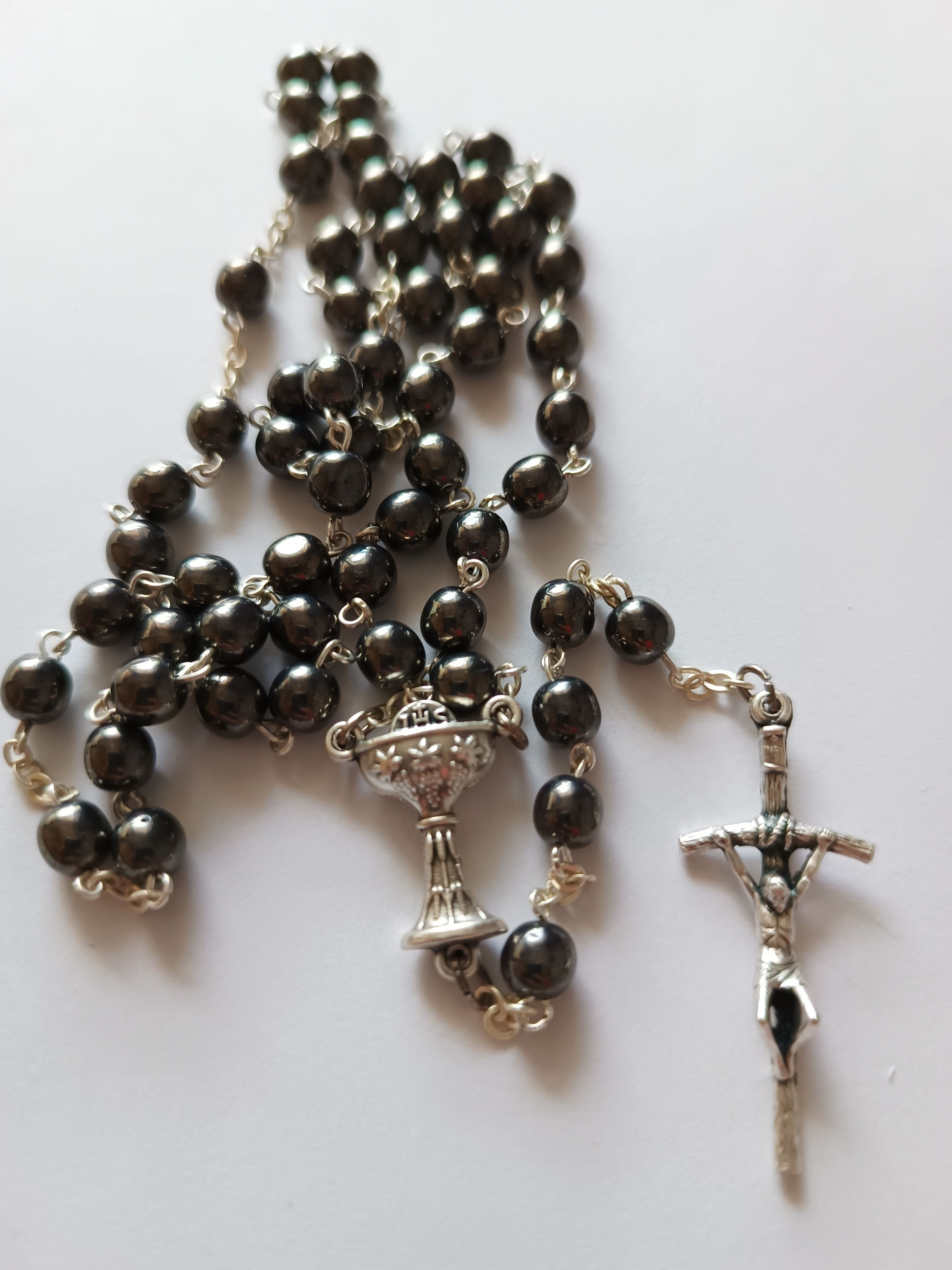 Różaniec komunijny dla chłopca- kolor hematyt - RÓŻAŃCE, KORONKI, TAJEMNICE RÓŻAŃCOWE - Nowość