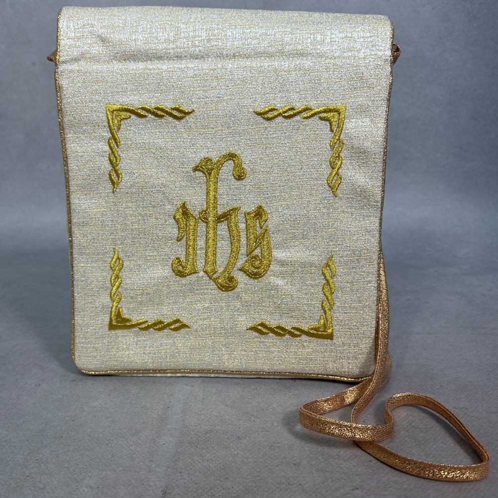 Bursa haftowana IHS - złota (D) - BURSY, ZESTAWY DO CHORYCH - Nowość