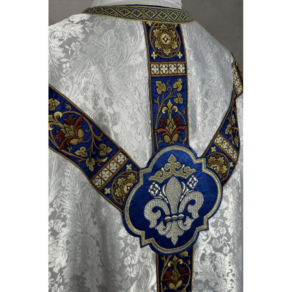 Ornat semi gotycki + stuła, bursa, manipularz, welon na kielich - tkanina żakard (16K) - Ornaty Semi Gotyckie - zdjęcie 2 - Ornat semi gotycki + stuła, bursa, manipularz, welon na kielich - tkanina żakard (16K)