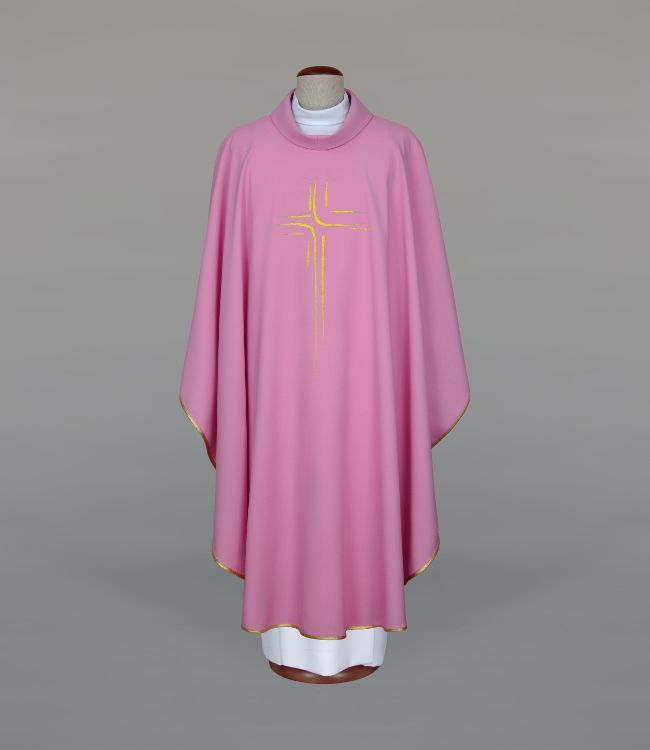 Ornat haftowany różowy z motywem krzyż (A12) - ORNATY NA WIELKI POST - Nowość