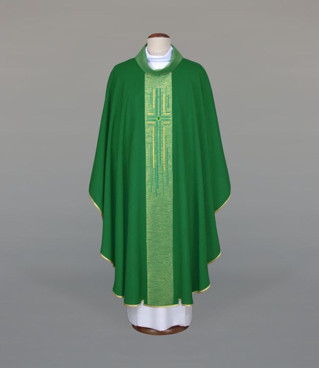 Ornat haftowany zielony z motywem krzyża (A23) - Ornaty zielone - Nowość