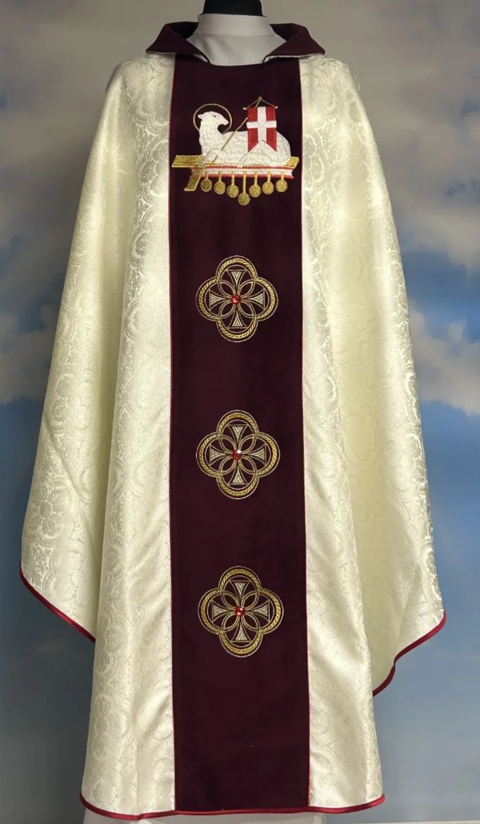 Ornat haftowany Baranek Boży - rozeta, pas aksamit (T5) - ORNATY WIELKANOCNE - Nowość