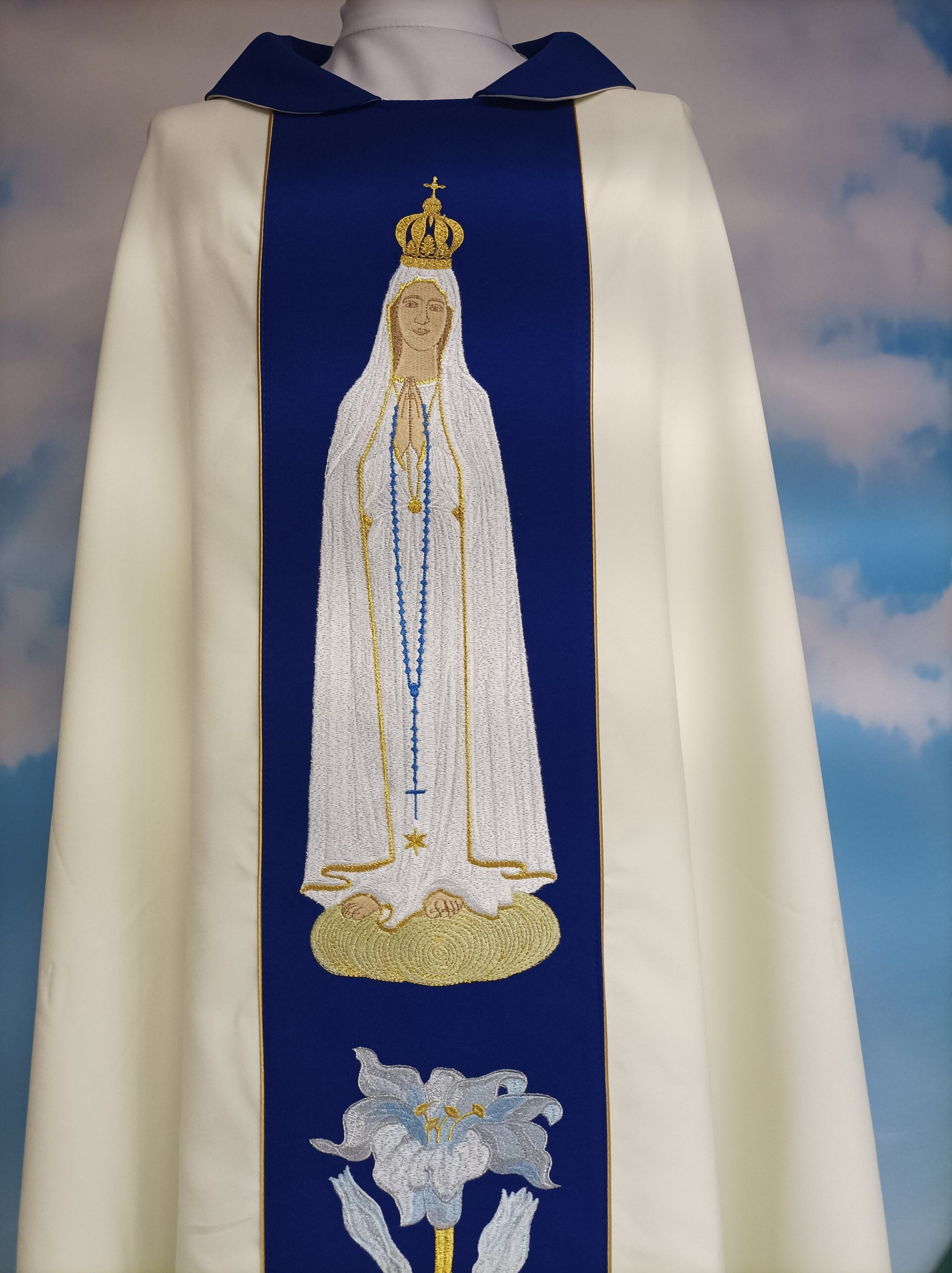 Ornat maryjny Matka Boża Fatimska (M-15) - Ornaty Maryjne - zdjęcie 2 - Ornat maryjny Matka Boża Fatimska (M-15)