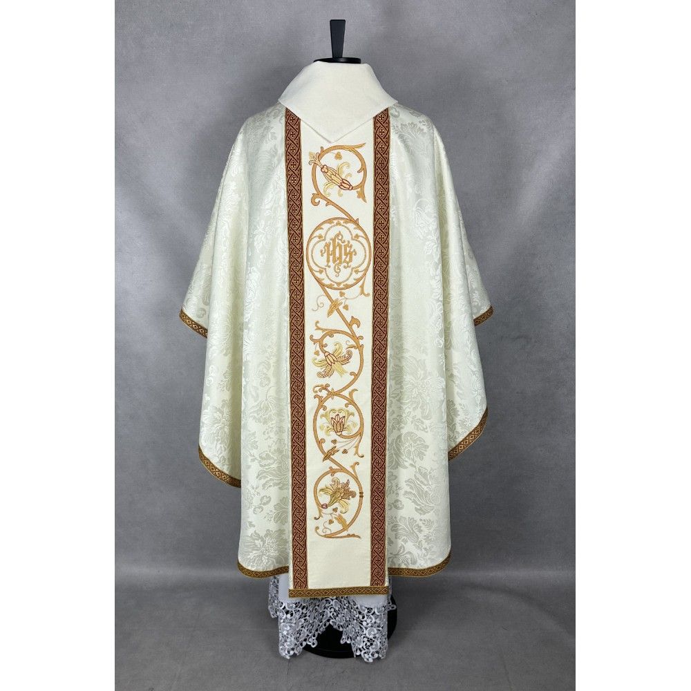 Ornat gotycki, haftowany IHS, tkanina żakard (10K) - Ornaty białe/ ecru - zdjęcie 3 - Ornat gotycki, haftowany IHS, tkanina żakard (10K)