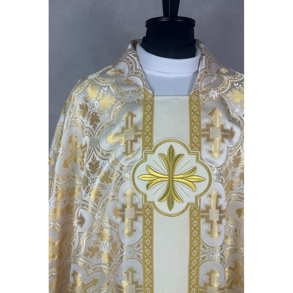 Ornat gotycki ecru/złoty, haftowany (37K) - Ornaty białe/ ecru - zdjęcie 3 - Ornat gotycki ecru/złoty, haftowany (37K)