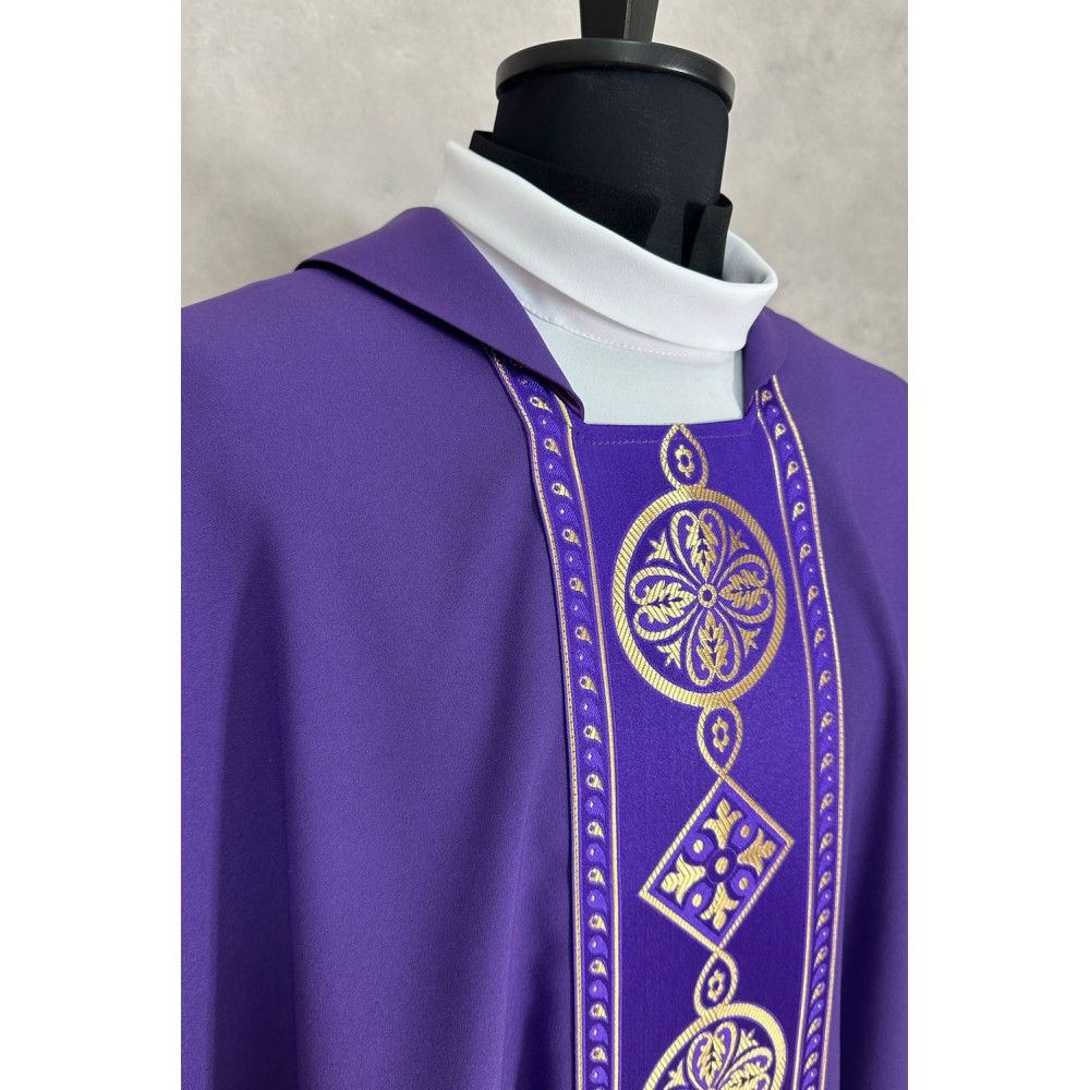 Ornat gotycki fioletowy, pas tkany (48K) - ORNATY NA WIELKI POST - zdjęcie 3 - Ornat gotycki fioletowy, pas tkany (48K)