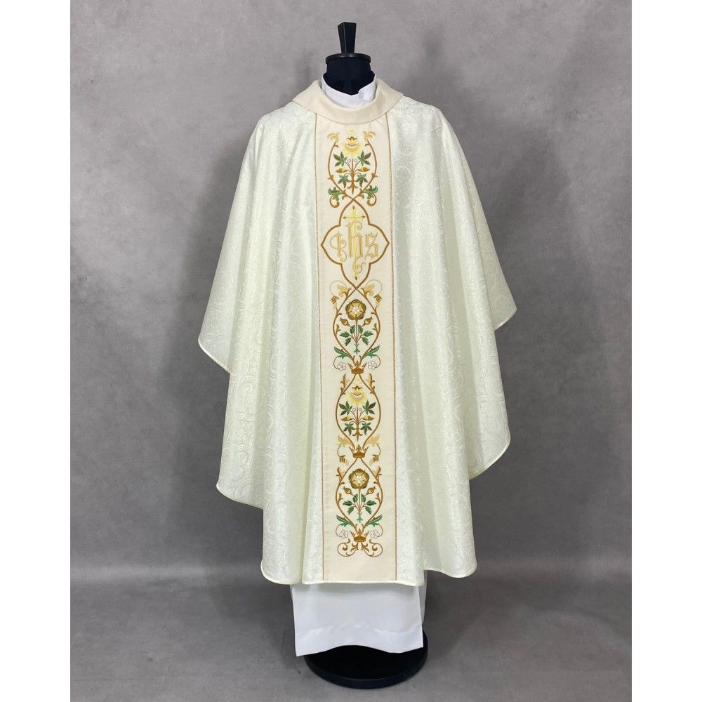 Ornat gotycki haftowany, ecru IHS (65K) - Ornaty białe/ ecru - zdjęcie 3 - Ornat gotycki haftowany, ecru IHS (65K)
