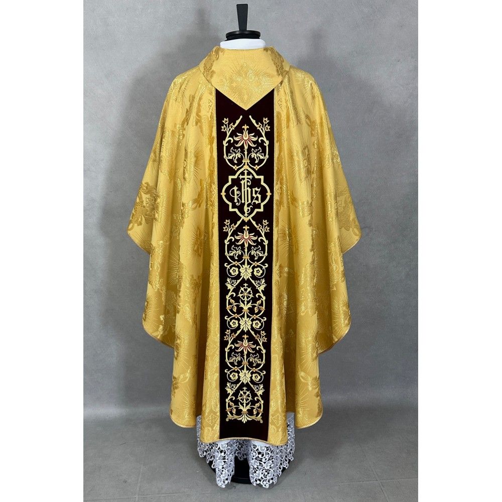 Ornat gotycki złoty, haftowany, pas aksamit IHS (74K) - Ornaty złote/srebrne - zdjęcie 3 - Ornat gotycki złoty, haftowany, pas aksamit IHS (74K)
