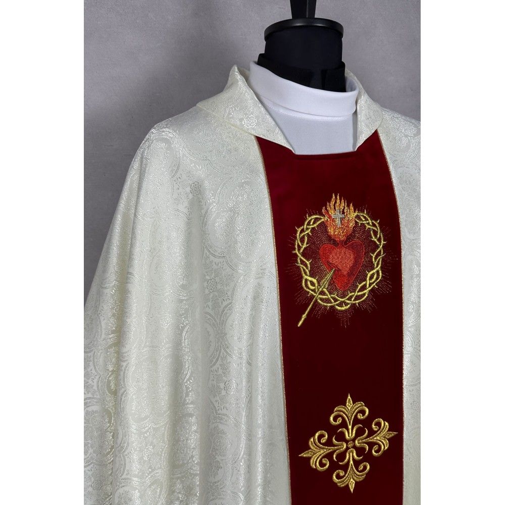 Ornat gotycki biały, haftowany, pas aksamit - Serce w Koronie (83K) - Ornaty białe/ ecru - zdjęcie 2 - Ornat gotycki biały, haftowany, pas aksamit - Serce w Koronie (83K)