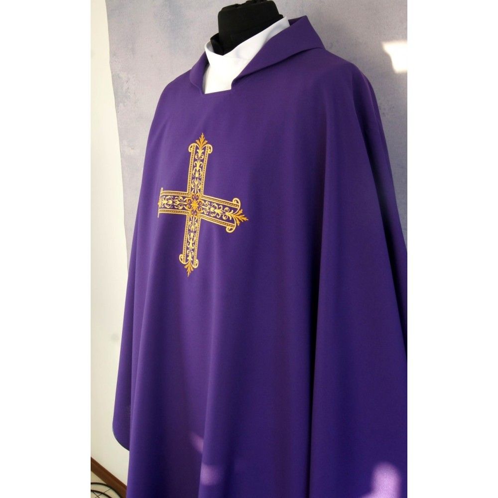 Ornat gotycki haftowany, fioletowy - Krzyż (99K) - Ornaty fioletowe - zdjęcie 2 - Ornat gotycki haftowany, fioletowy - Krzyż (99K)