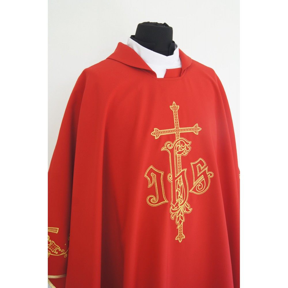 Ornat gotycki czerwony, haftowany, materiał strecz (156K) - ORNATY NA WIELKI POST - zdjęcie 2 - Ornat gotycki czerwony, haftowany, materiał strecz (156K)