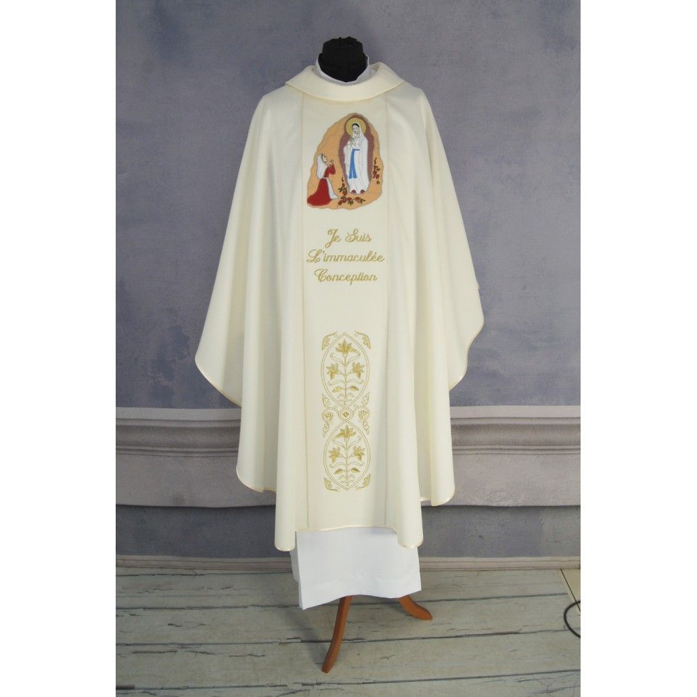 Ornat haftowany Matka Boska z Lourdes (02) - SZATY LITURGICZNE - zdjęcie 2 - Ornat haftowany Matka Boska z Lourdes (02)