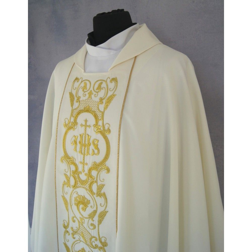 Ornat gotycki ecru, motyw IHS, tkanina gładka (189K) - Ornaty białe/ ecru - zdjęcie 2 - Ornat gotycki ecru, motyw IHS, tkanina gładka (189K)