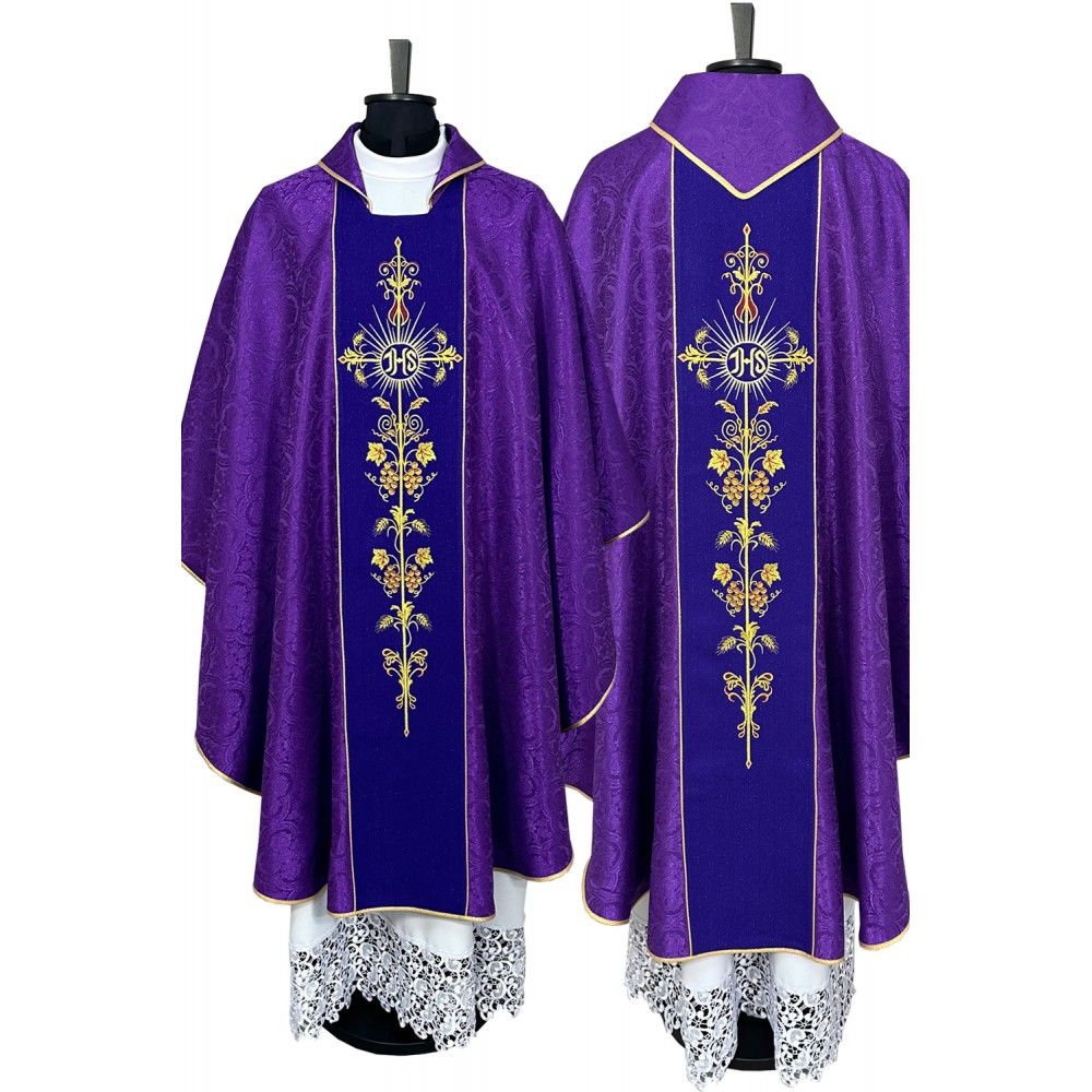 Ornat gotycki fioletowy, tkanina żakardowa, pas haftowany (199K) - ORNATY NA WIELKI POST - Nowość