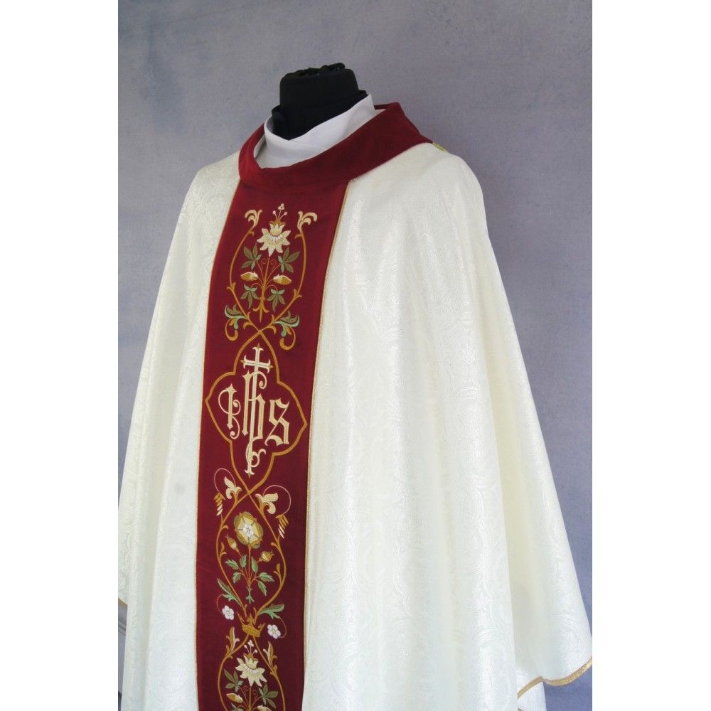 Ornat gotycki ecru, haftowany pas aksamit (207K) - Ornaty białe/ ecru - zdjęcie 3 - Ornat gotycki ecru, haftowany pas aksamit (207K)