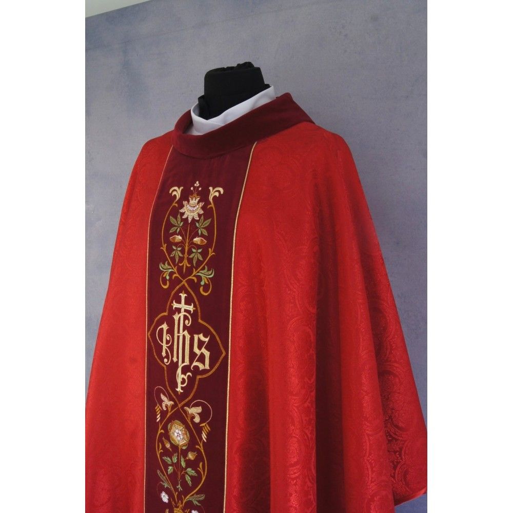 Ornat gotycki czerwony, haftowany pas aksamit (211K) - ORNATY NA WIELKI POST - zdjęcie 2 - Ornat gotycki czerwony, haftowany pas aksamit (211K)
