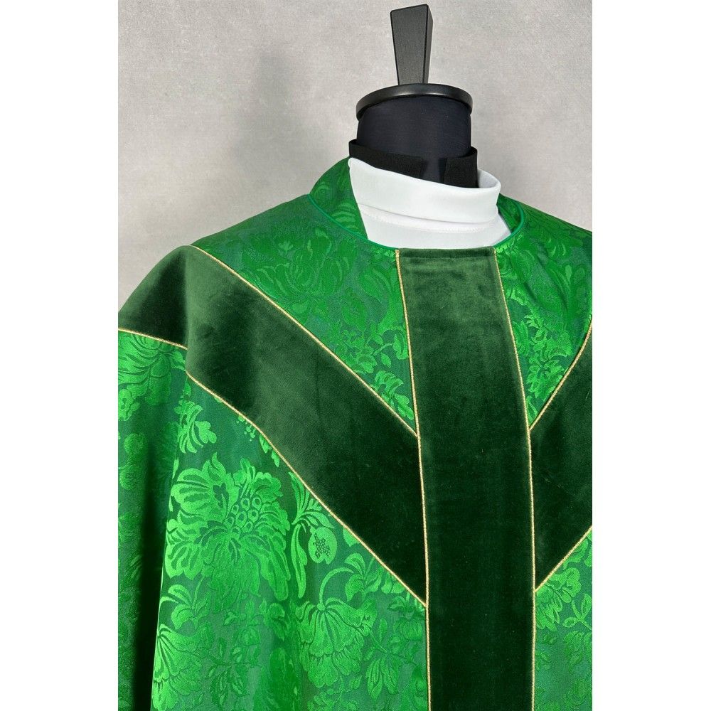 Ornat Semi Gotycki - zielony żakard (57) - Ornaty Semi Gotyckie - zdjęcie 2 - Ornat Semi Gotycki - zielony żakard (57)
