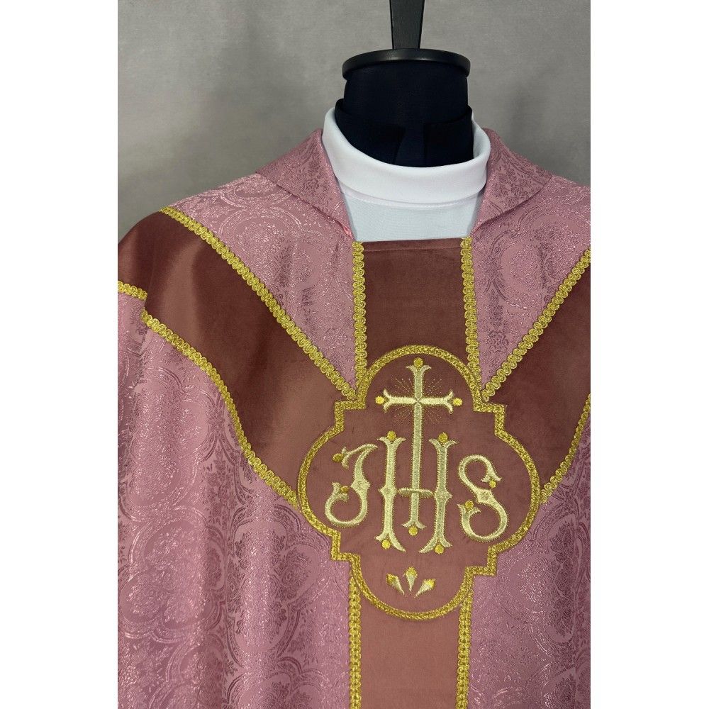 Ornat semi gotycki, blady różowy, pasy tkane, kołnierz (51K) - ORNATY NA WIELKI POST - zdjęcie 2 - Ornat semi gotycki, blady różowy, pasy tkane, kołnierz (51K)