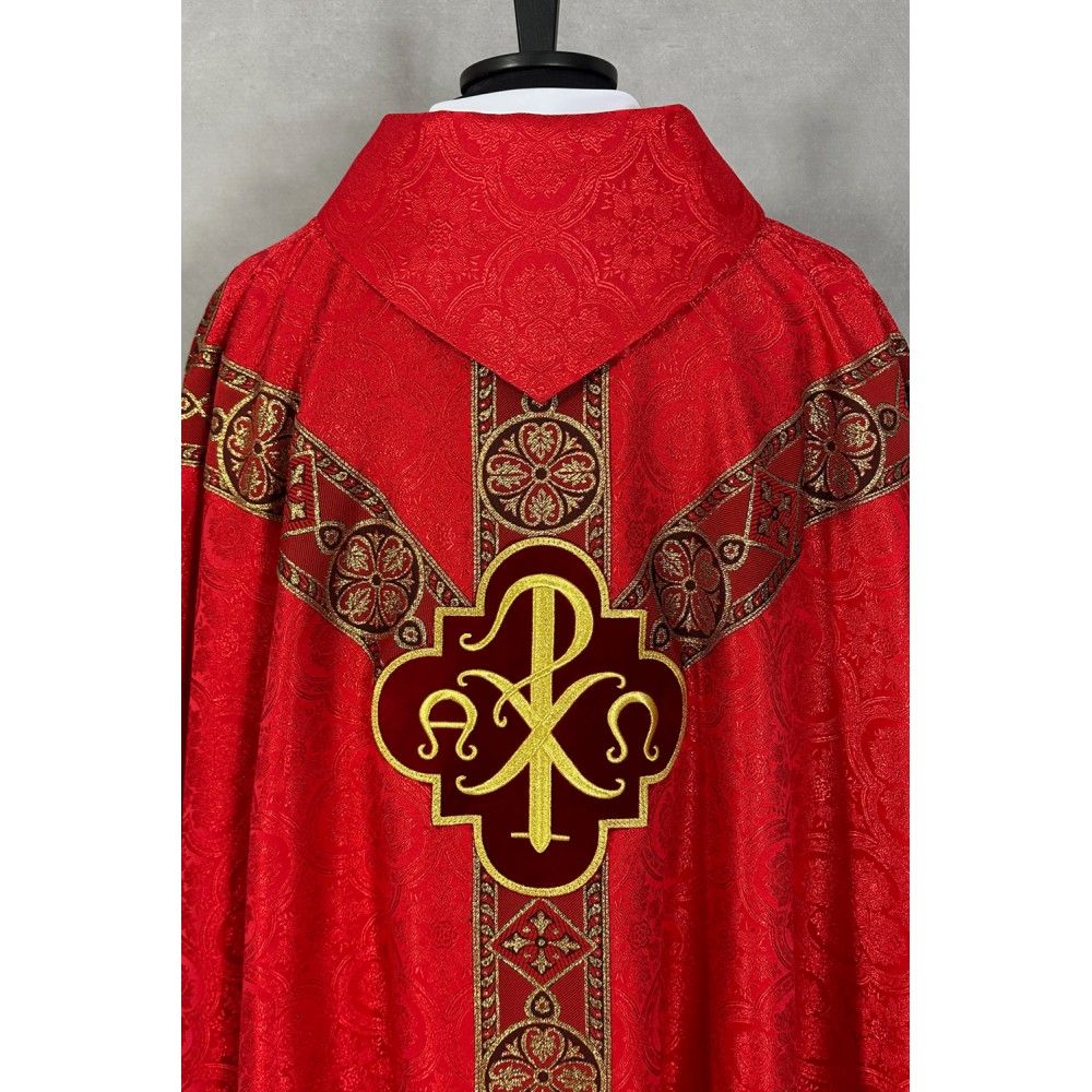 Ornat semi gotycki, czerwony, tkanina żakard, pasy tkane (69K) - ORNATY NA WIELKI POST - zdjęcie 2 - Ornat semi gotycki, czerwony, tkanina żakard, pasy tkane (69K)