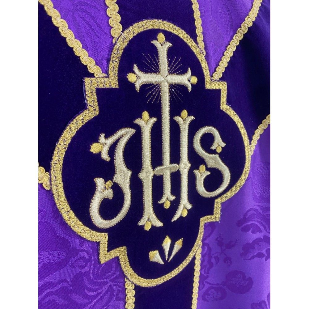 Ornat semi gotycki + stuła, kolor fioletowy, aksamitny pas (83K) - ORNATY NA WIELKI POST - zdjęcie 2 - Ornat semi gotycki + stuła, kolor fioletowy, aksamitny pas (83K)
