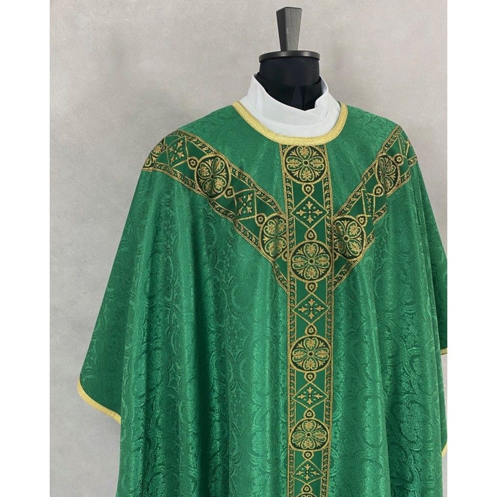 Ornat semi gotycki, zielony, tkanina żakard, pasy tkane (84K) - Ornaty Semi Gotyckie - Nowość