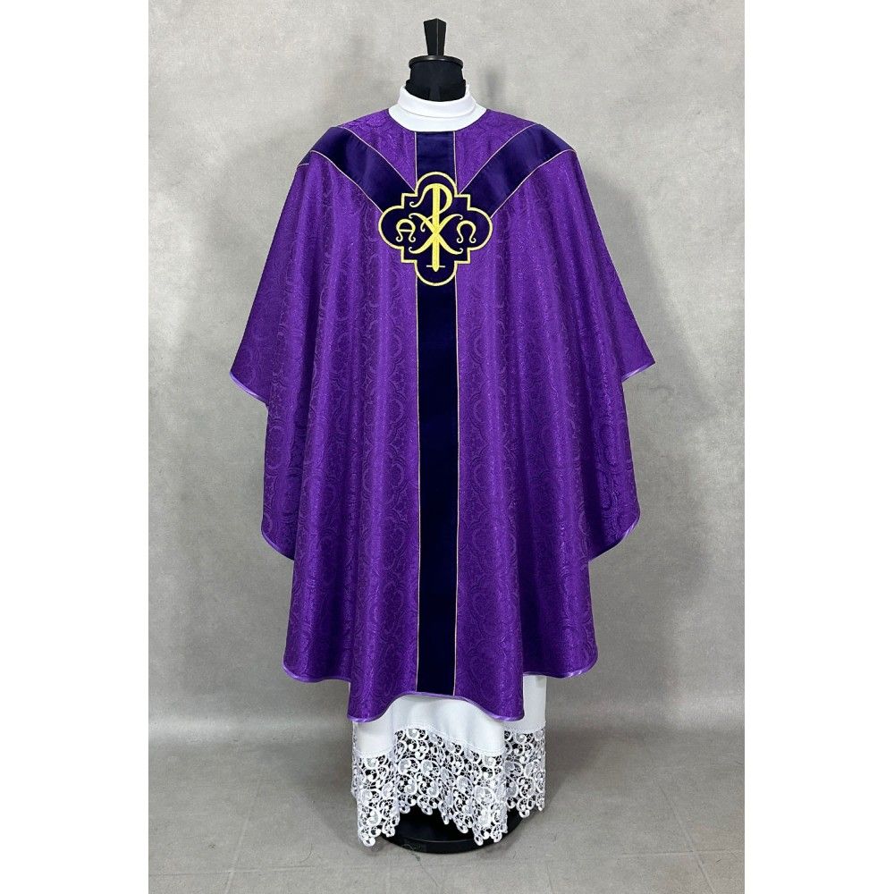 Ornat semi gotycki + stuła, kolor fioletowy, aksamitny pas (87K) - ORNATY NA WIELKI POST - zdjęcie 2 - Ornat semi gotycki + stuła, kolor fioletowy, aksamitny pas (87K)