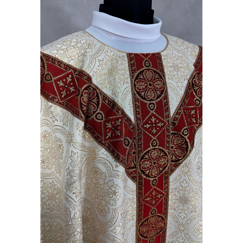 Ornat semi gotycki, tkanina brokat, pasy tkane (92K) - Ornaty Semi Gotyckie - zdjęcie 2 - Ornat semi gotycki, tkanina brokat, pasy tkane (92K)