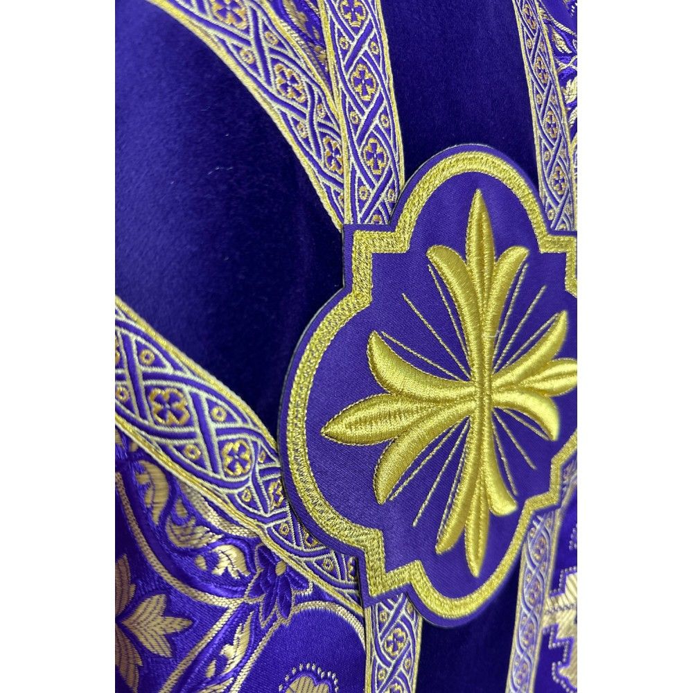 Ornat semi gotycki fioletowy, tkanina żakard (112K) - ORNATY NA WIELKI POST - zdjęcie 2 - Ornat semi gotycki fioletowy, tkanina żakard (112K)