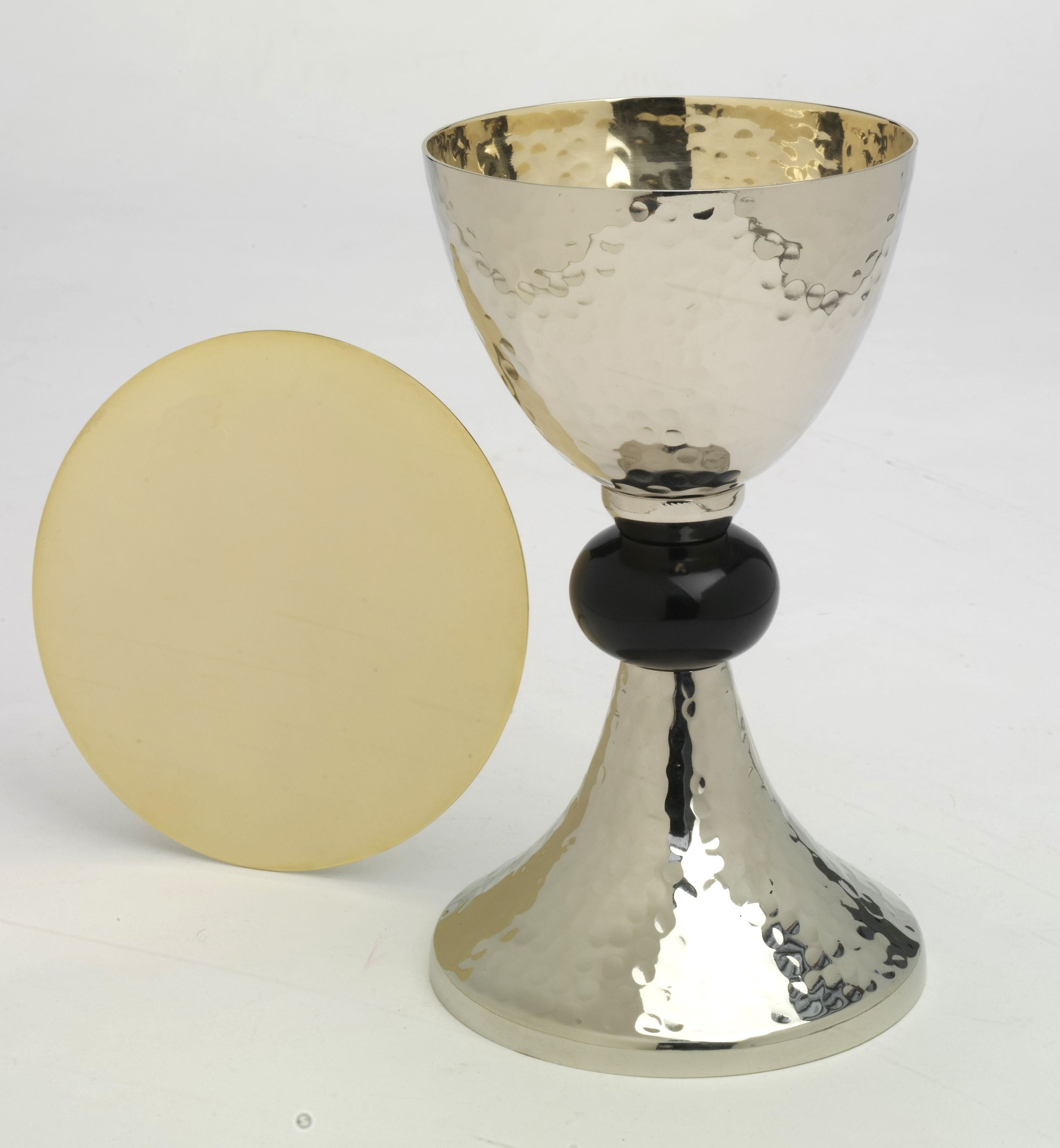 Kielich srebrny z czarnym pierścieniem - 20 cm. - KIELICHY MSZALNE - Nowość