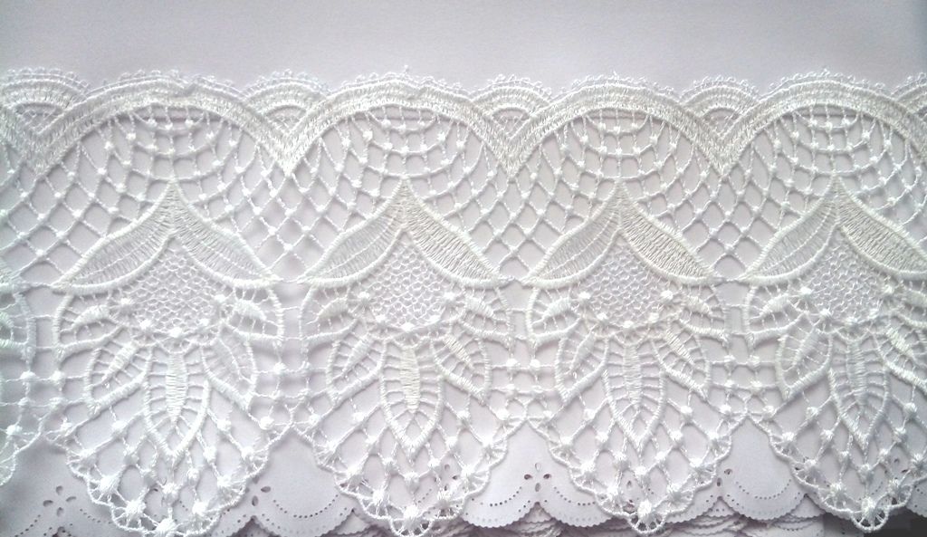 Obrus ołtarzowy (3) - OBRUSY OŁTARZOWE - zdjęcie 3 - Obrus ołtarzowy (3)