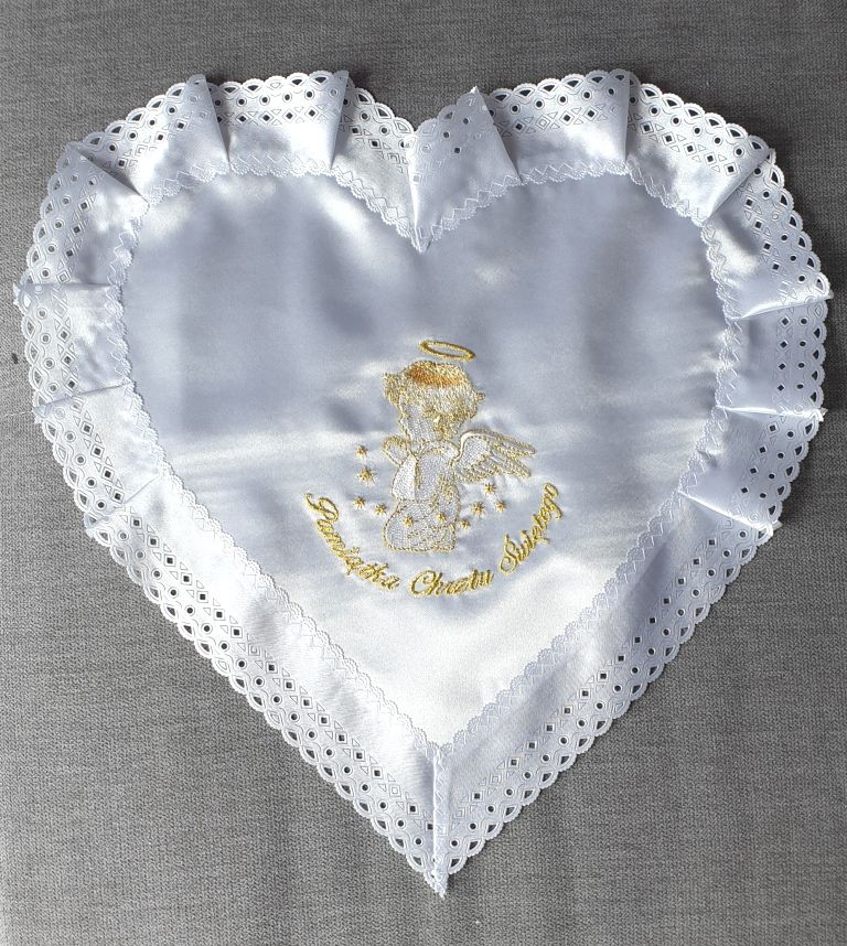 Szatka do chrztu - serce, haft złoty - Szatki haftowane do chrztu - Nowość