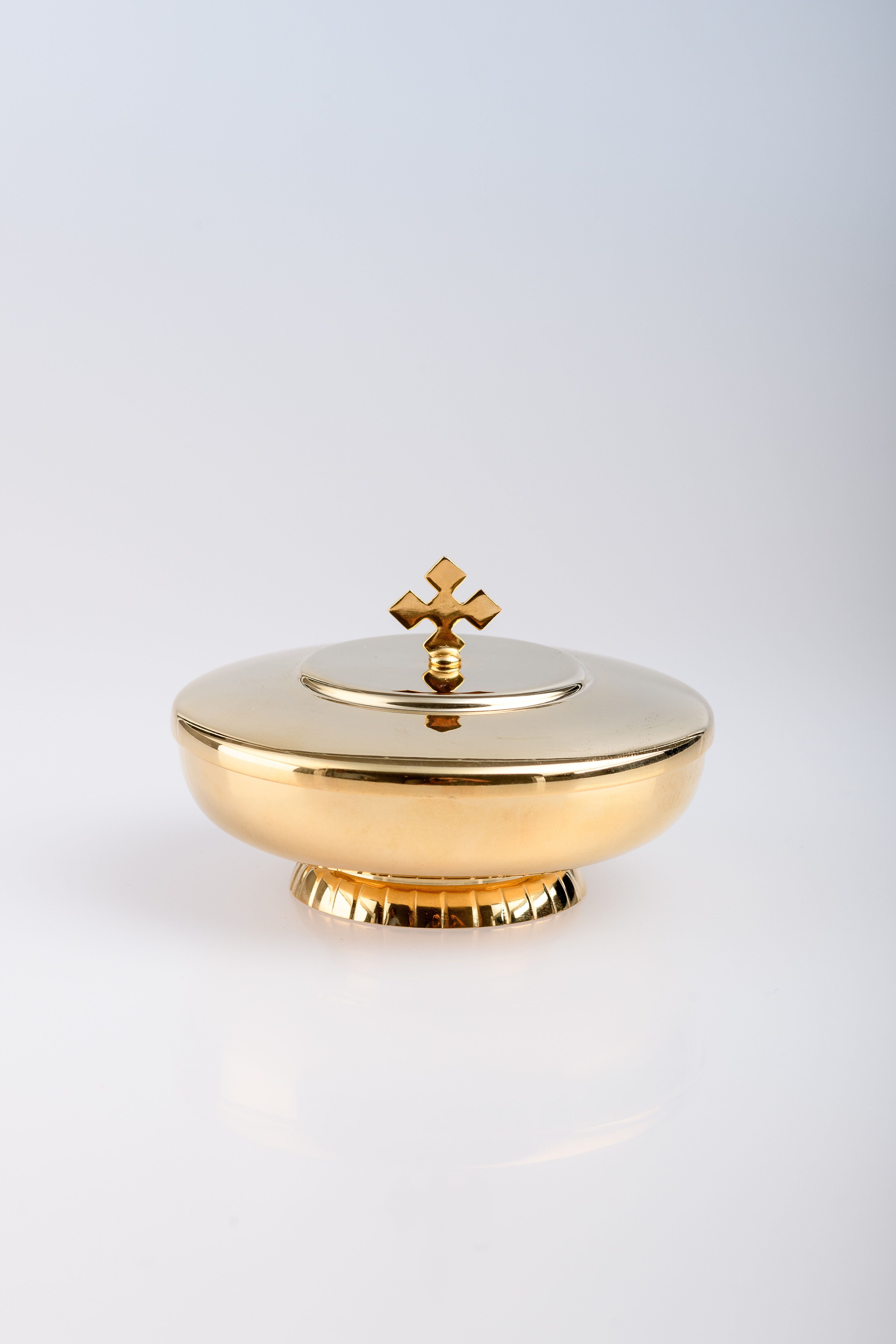 Puszka na komunikanty, pozłacana z zamknięciem - 6,5 cm - PUSZKI MSZALNE - Nowość