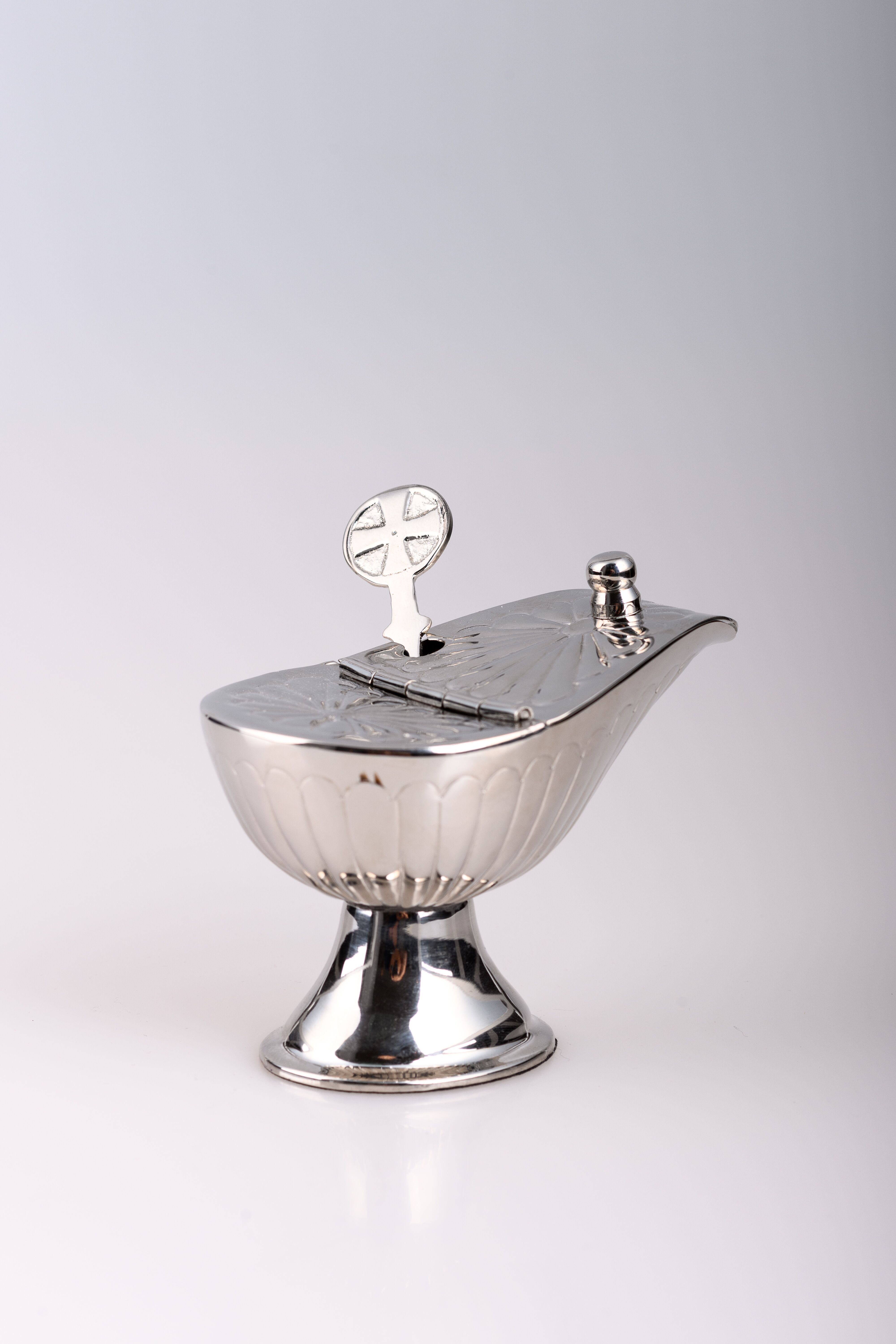 Łódka mosiężna + łyżeczka, kolor srebrny - 8 cm - TRYBULARZE, ŁÓDKI - Nowość