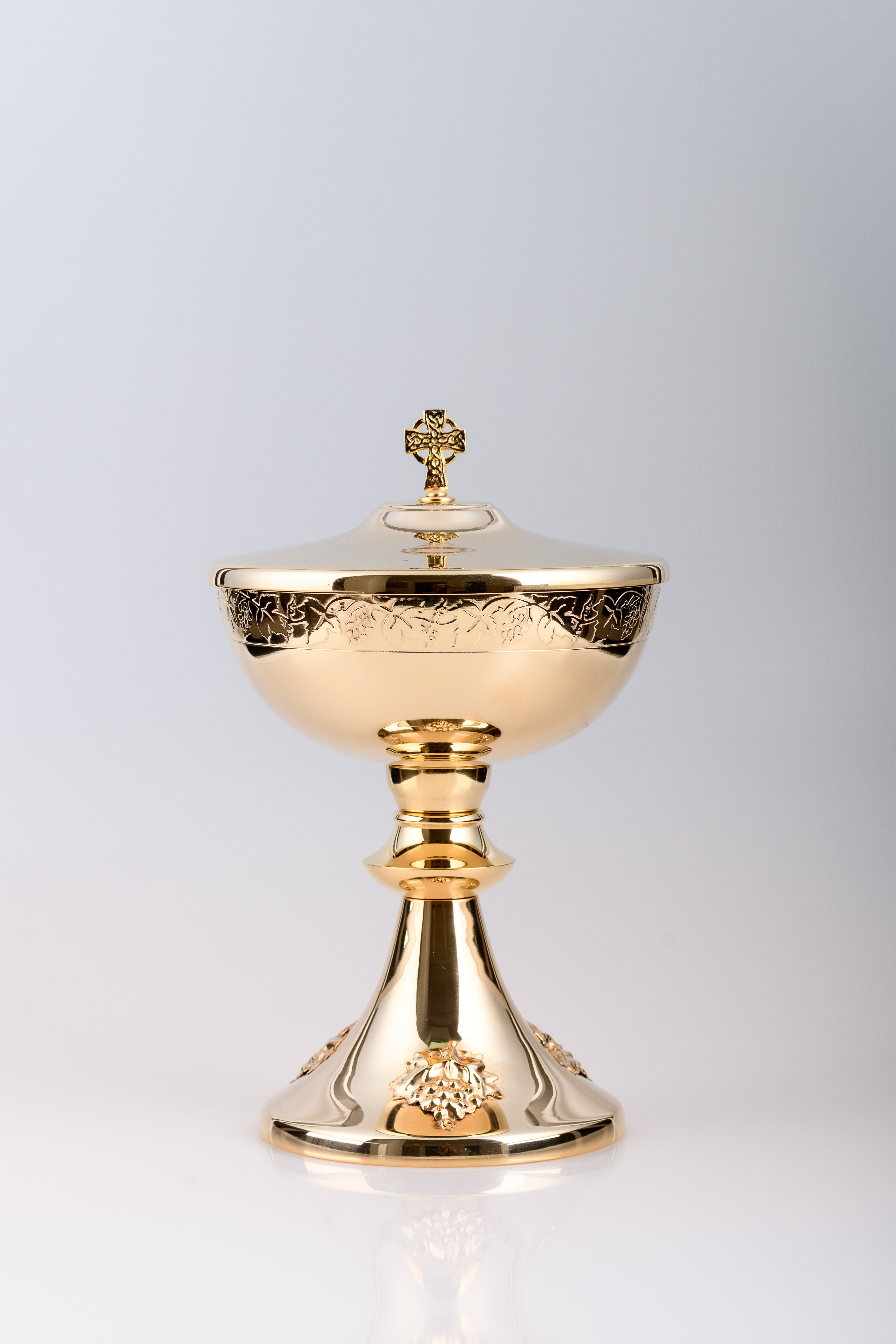 Puszka na komunikanty, mosiężna , pozłacana - 24 cm (35) - PUSZKI MSZALNE - Nowość