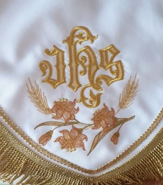 Kapa biała złote pasy - KAPY LITURGICZNE - zdjęcie 3 - Kapa biała złote pasy