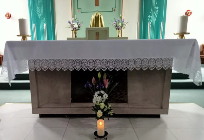 Obrus ołtarzowy (2) - OBRUSY OŁTARZOWE - Nowość