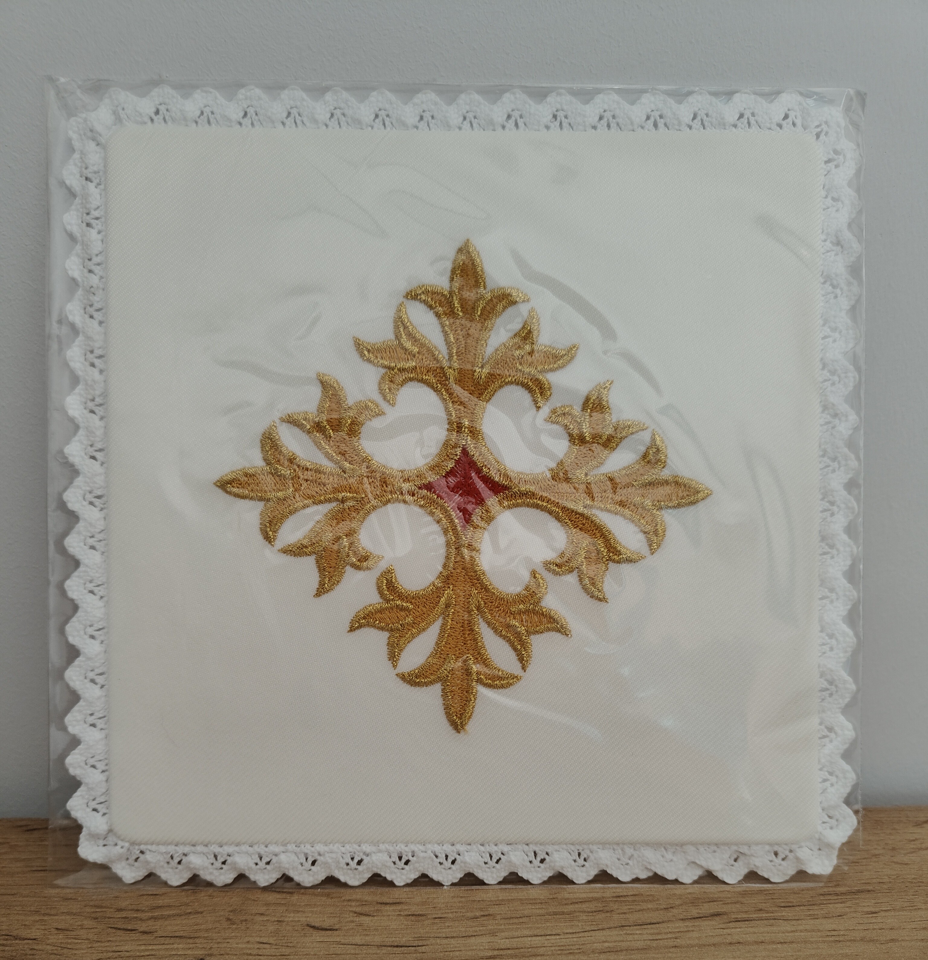 Palka haftowana, ecru - Krzyż - Palka - Nowość