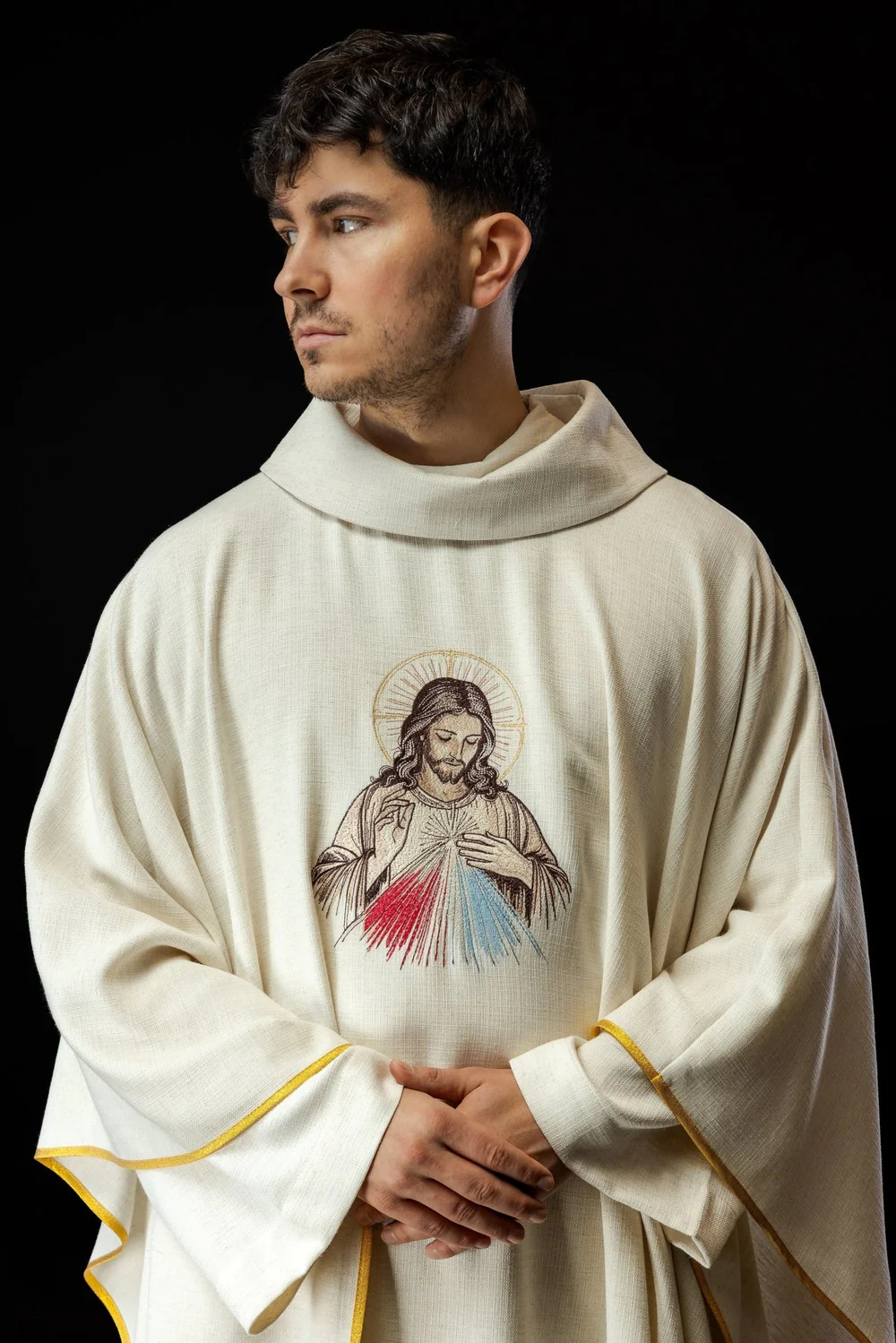 Ornat z wizerunkiem Jezusa Miłosiernego- ecru - Ornaty z Jezusem