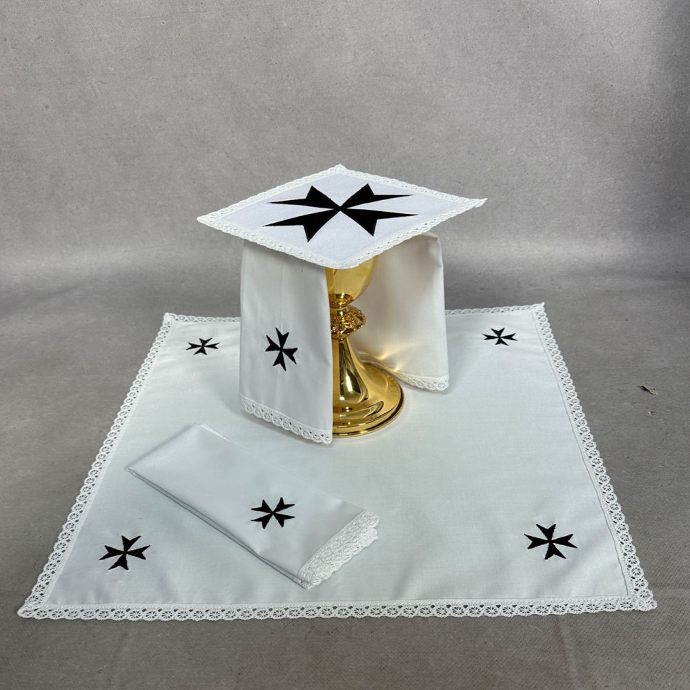 Bielizna kielichowa krzyż Maltański - haft czarny lub czerwony - Bawełna 100% - zdjęcie 2