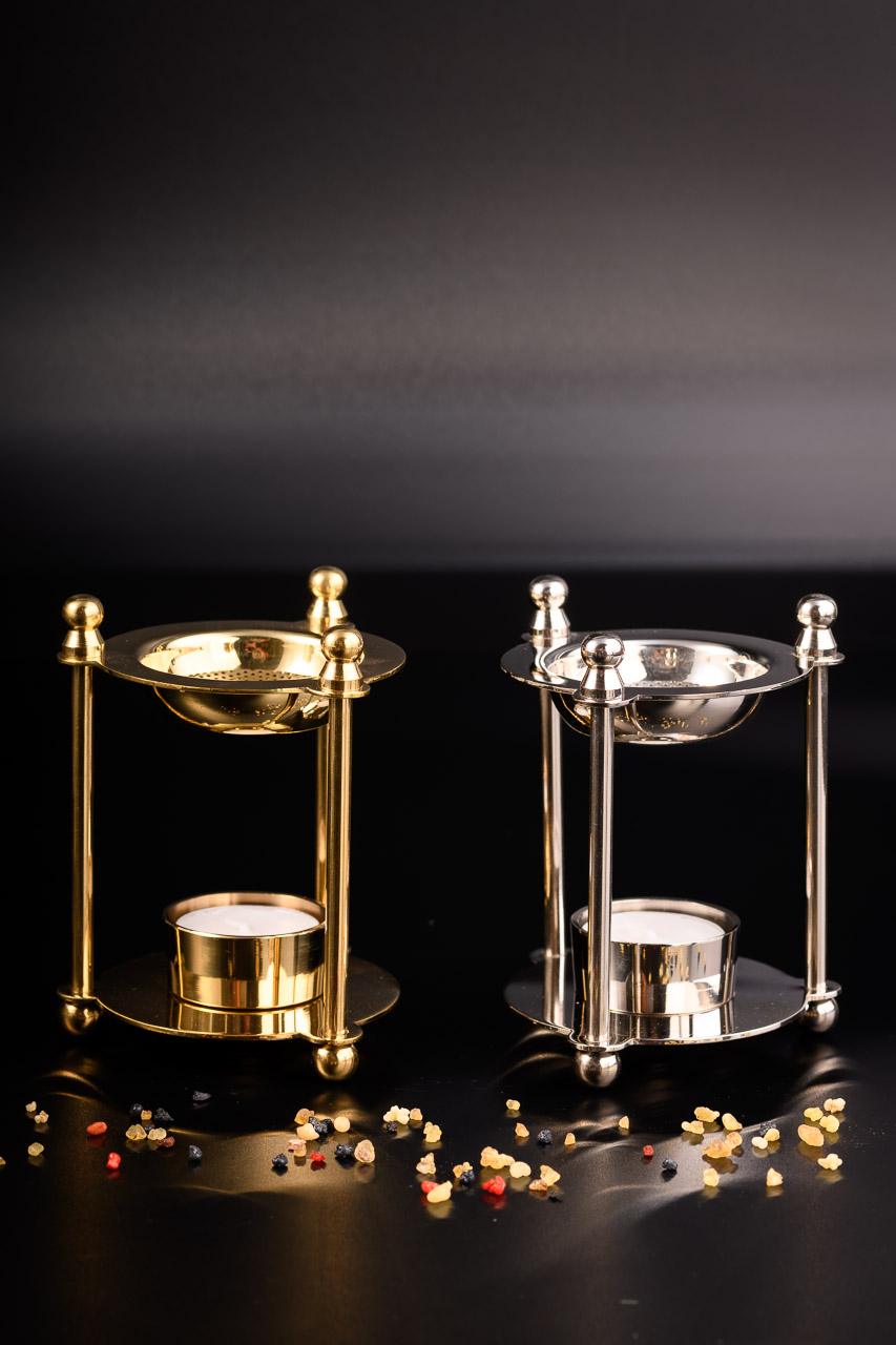 Kadzielnica na tealight z mosiądzu niklowanego, srebrna, 12 cm - KADZIELNICE DOMOWE - zdjęcie 2